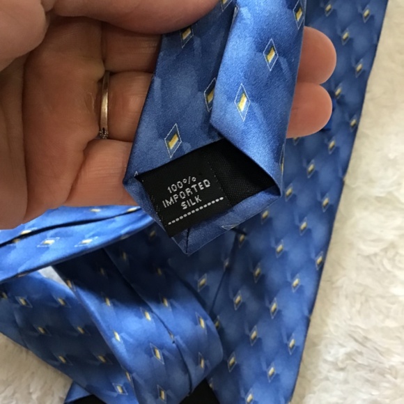 Savile Row Men Necktie Blue Geometric Diamond Silk Made In USA Classic Career - Picture 3 of 5
